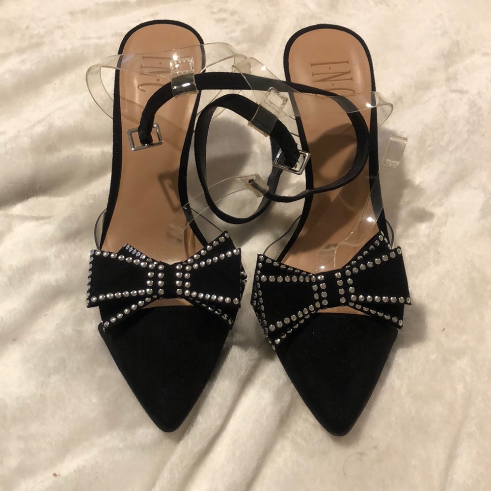 Women’s Size 7 INC Pumps